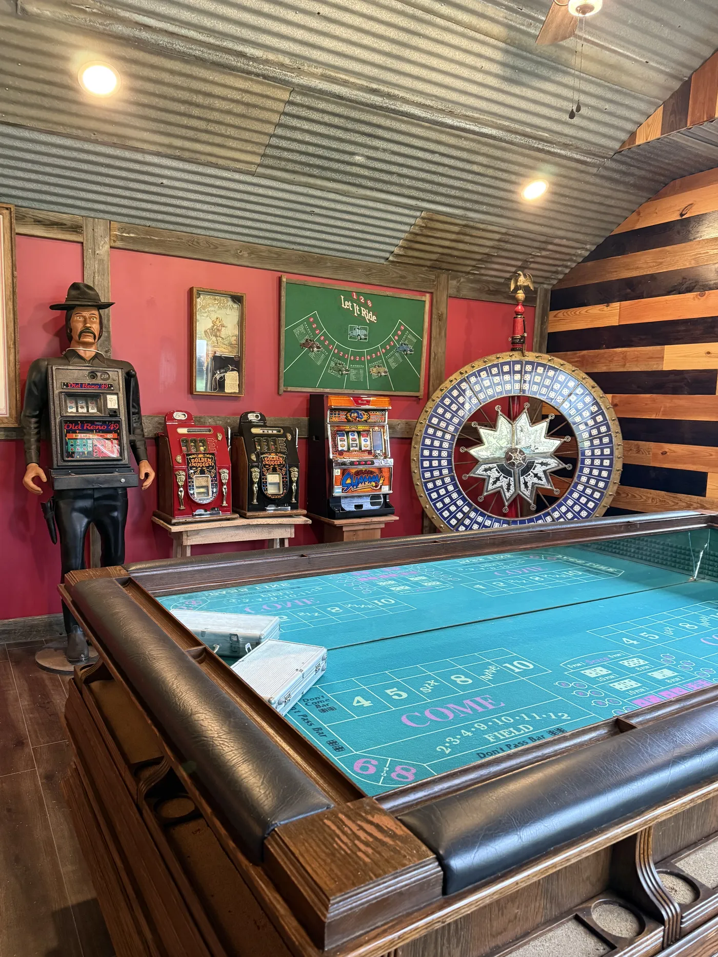 The saloon casino game room